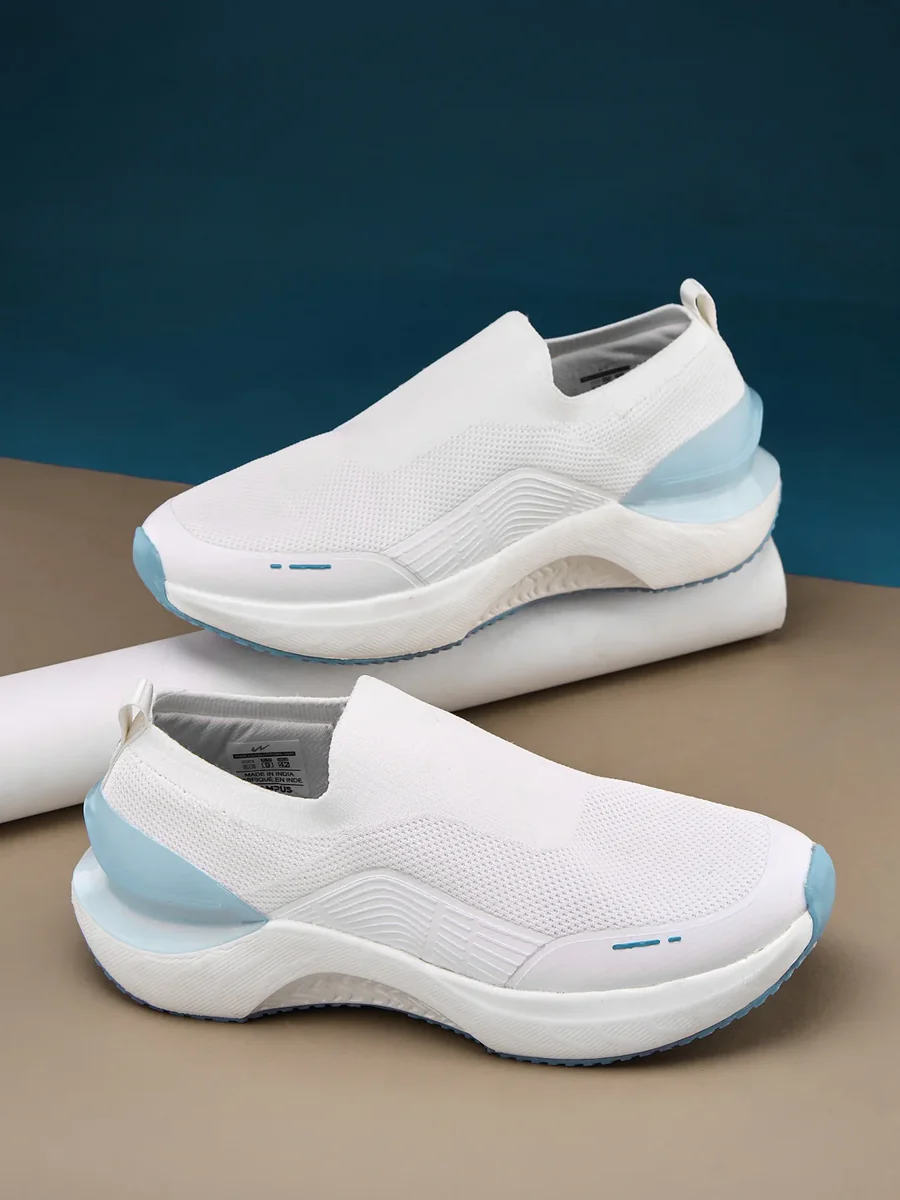 FLYNN White Men's Walking Shoes